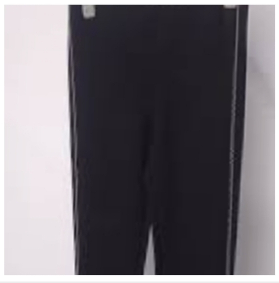 🌺Black Women's Legging with Side Detail - Picture 7 of 7